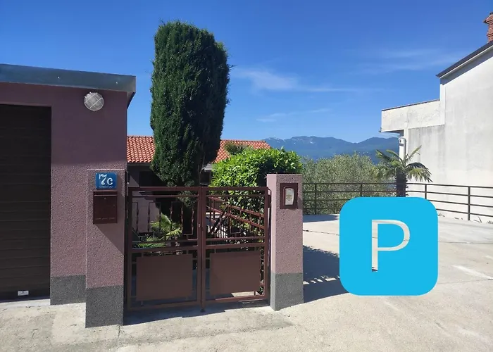Apartman Lamia S Pogledom Na More