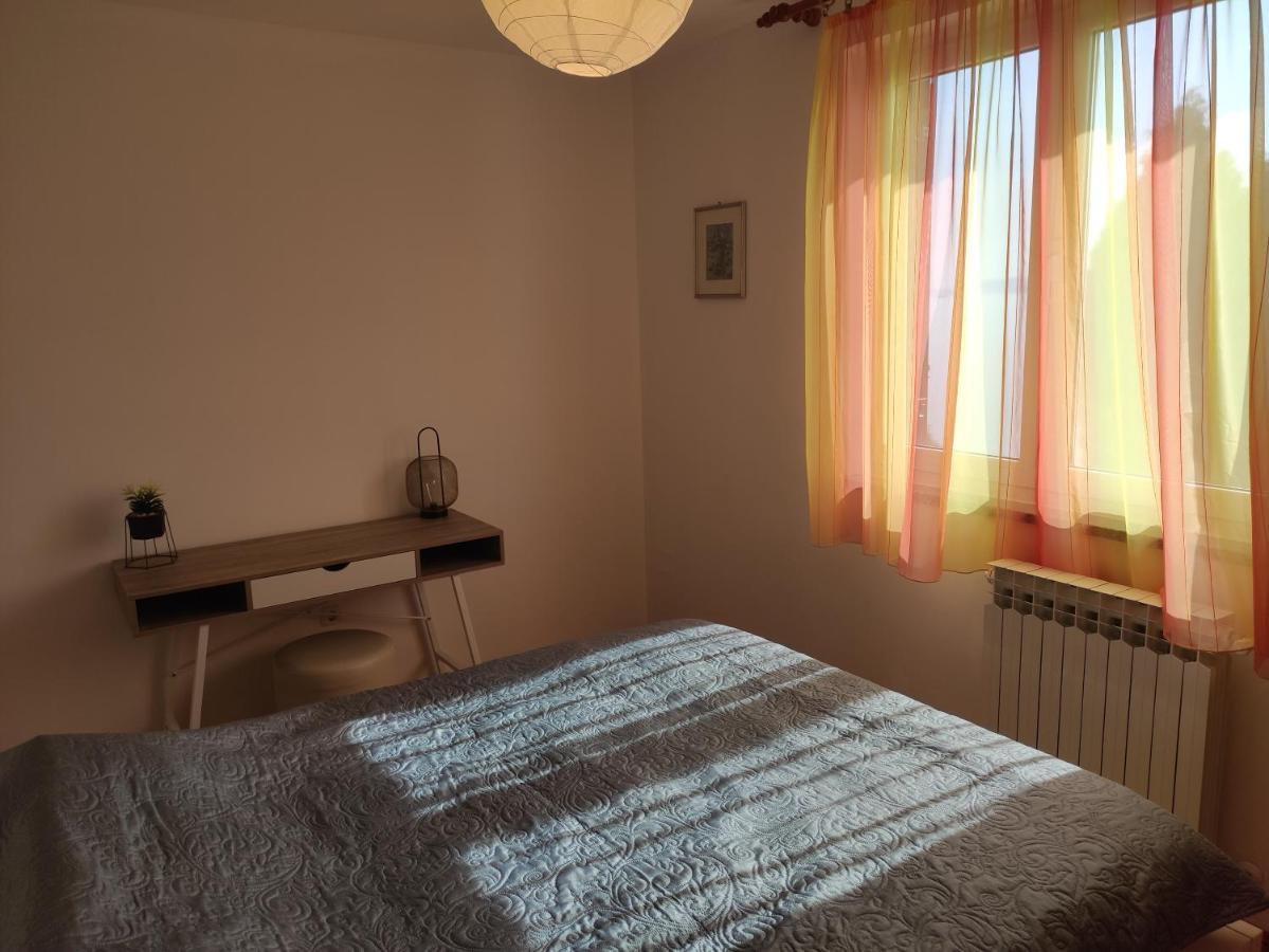 Lamia S Pogledom Na Apartment