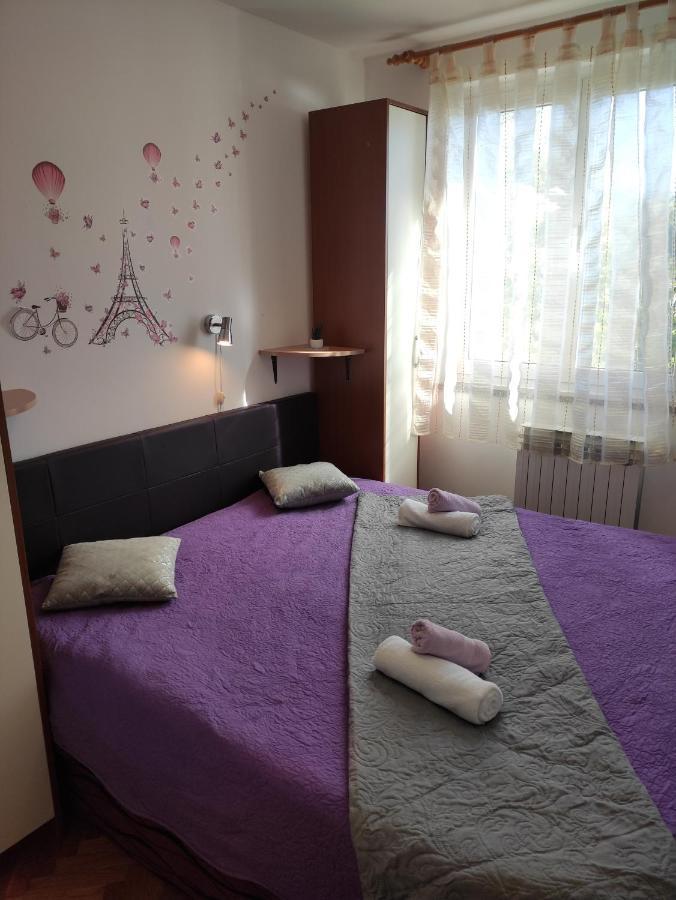 Lamia S Pogledom Na Apartamento