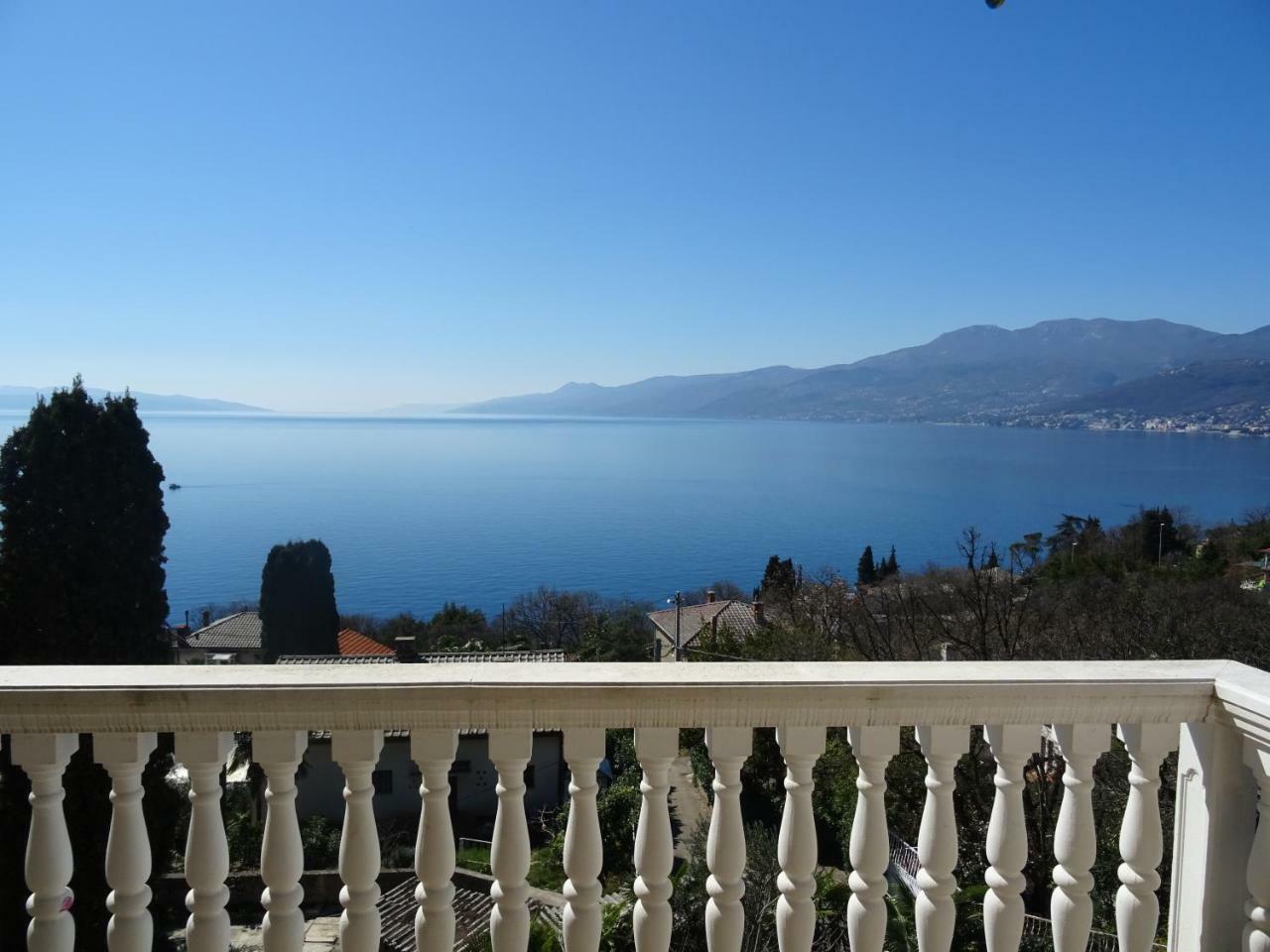 Lamia S Pogledom Na Apartment Rijeka
